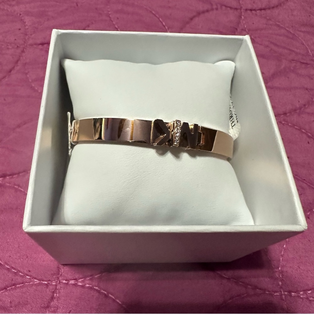 Michael Kors Rose Gold Tone Bangle Bracelet Crystal - Picture 2 of 5